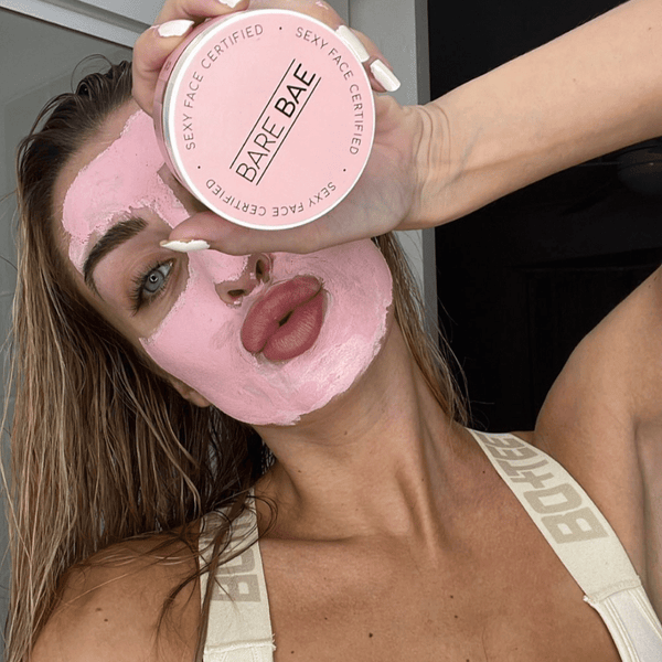 Bare Bae Australian pink clay is a deeply detoxifying face mask, using effective yet gentle Australian Pink Clay to draw impurities, toxins, and pollutants from the skin. All this goodness packed into a jar is sure to transform your skin! Just one use leaves you feeling silky smooth and rejuvenated.  Tamara MAFS